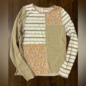 American Eagle Outfitters- Long Sleeve Crew Neck Tee